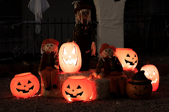 289 - Glowing Pumpkins